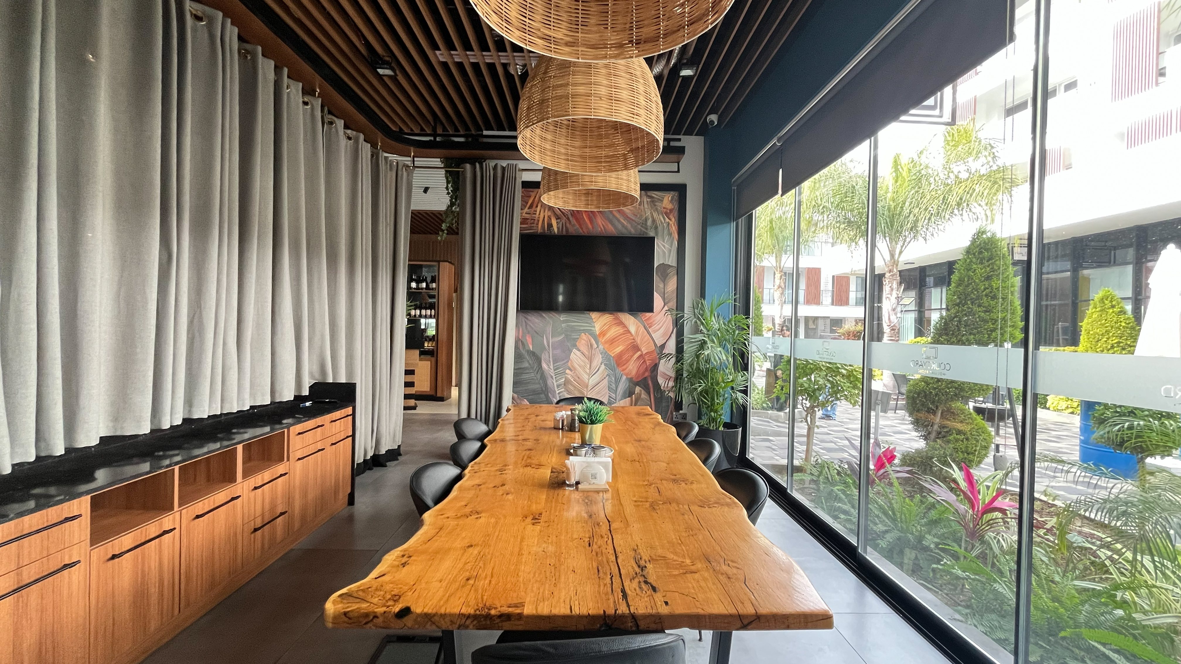 Private Meeting Room