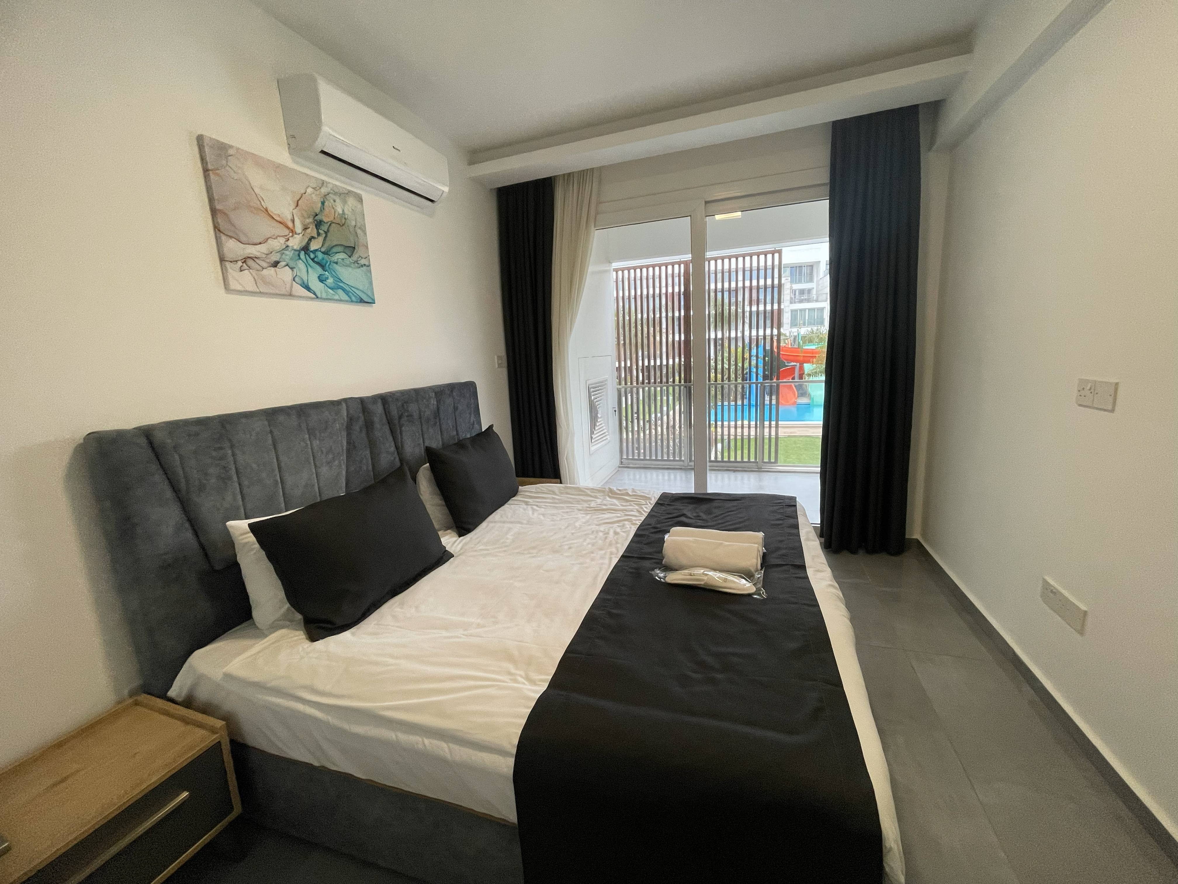 Deluxe 1+1 - Master Bedroom